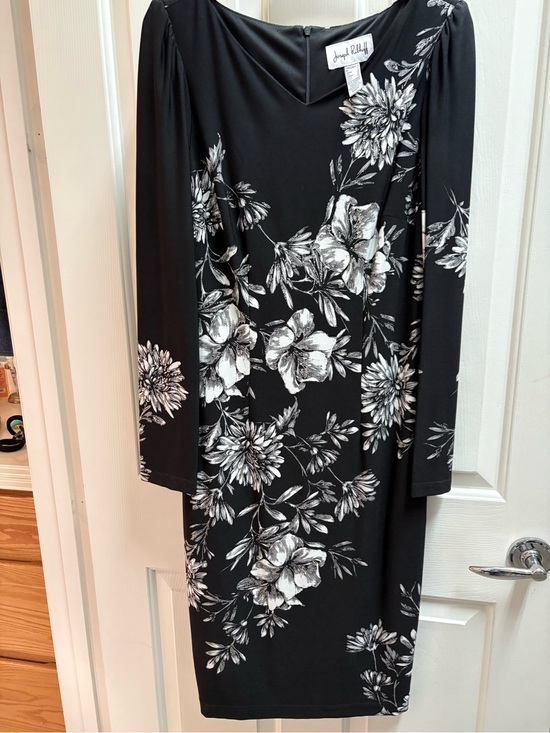 Joseph Ribkoff Dresses & Skirts - Joseph Ribkoff Black with White Floral Long-Sleeve Sheath Dress